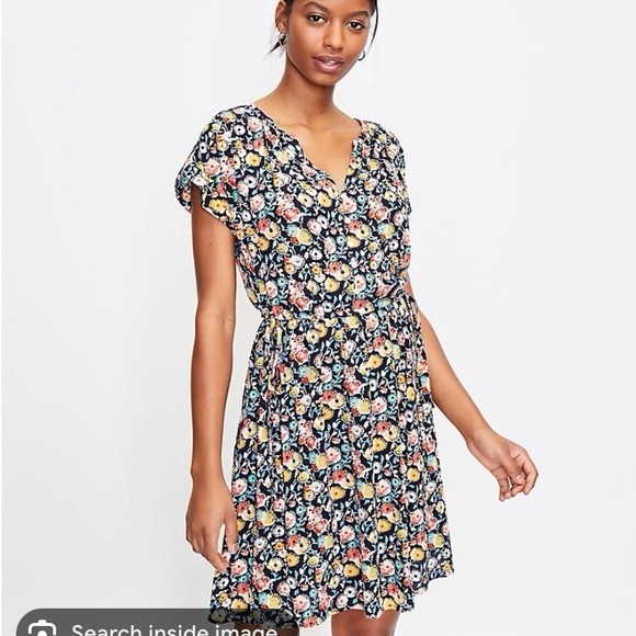 LOFT Dresses & Skirts - Loft Floral Sidetie Henley Mini Dress‎